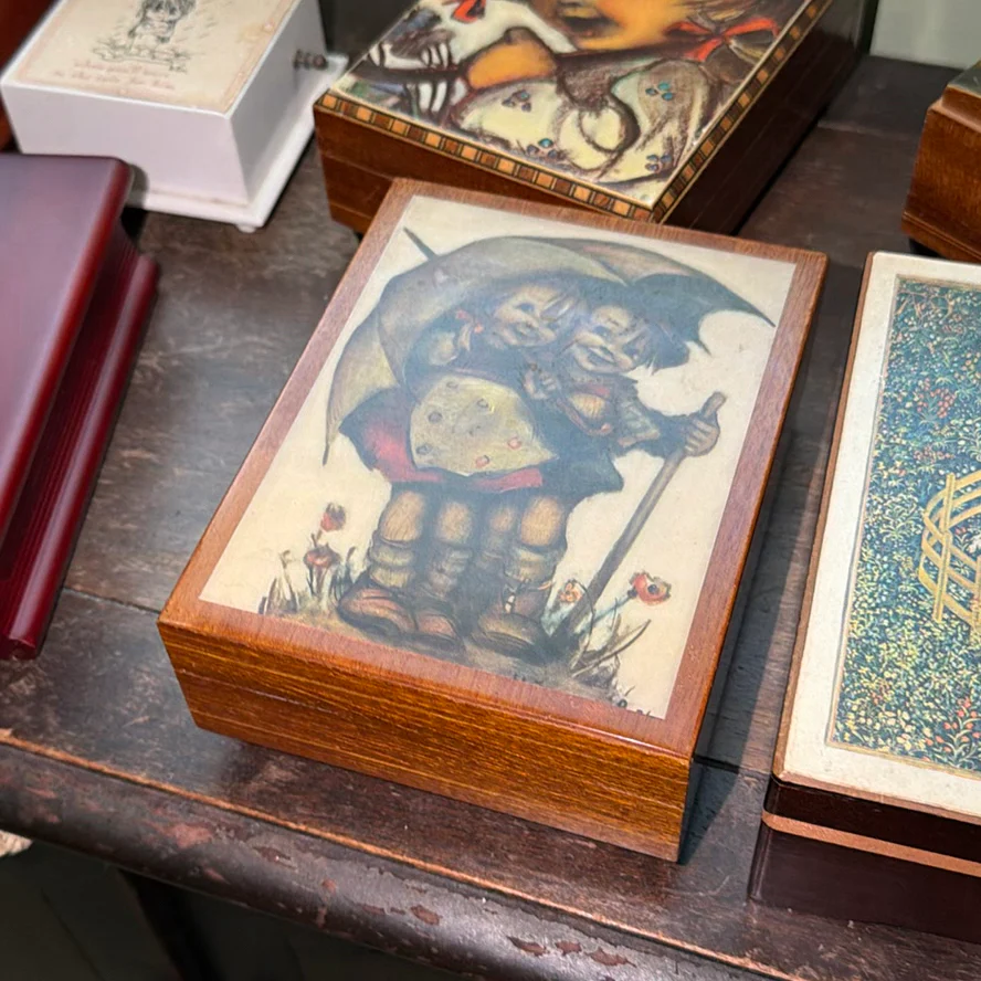 Decorative Boxes, Music Boxes - image 12 of 23