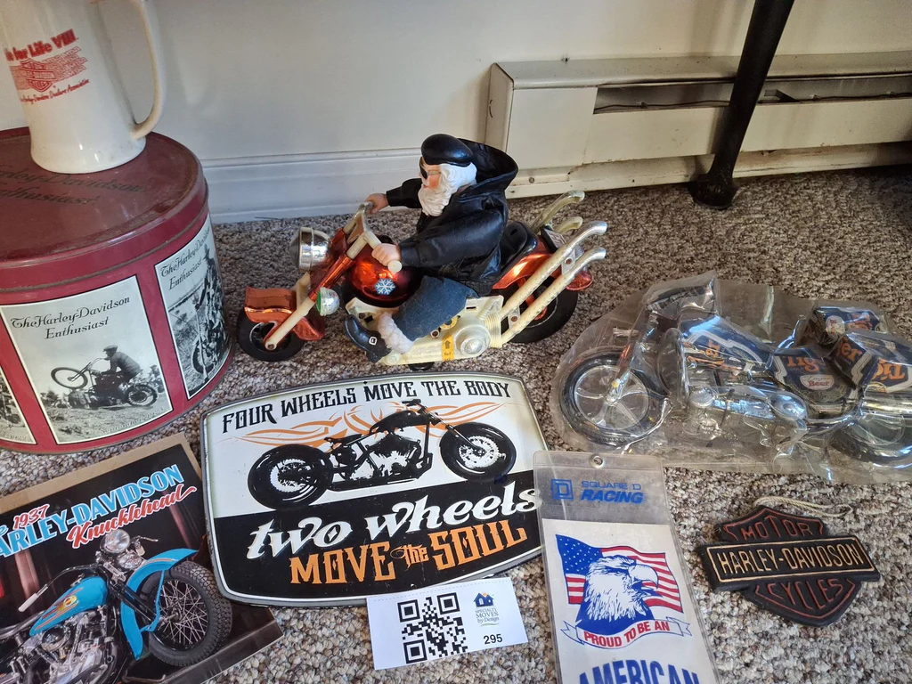 Harley-Davidson Motorcycle Collectibles and Decor Assortment - image 1 of 12