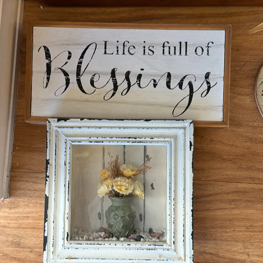 Decorative Wall Signs and Framed Floral Decor - image 4 of 4
