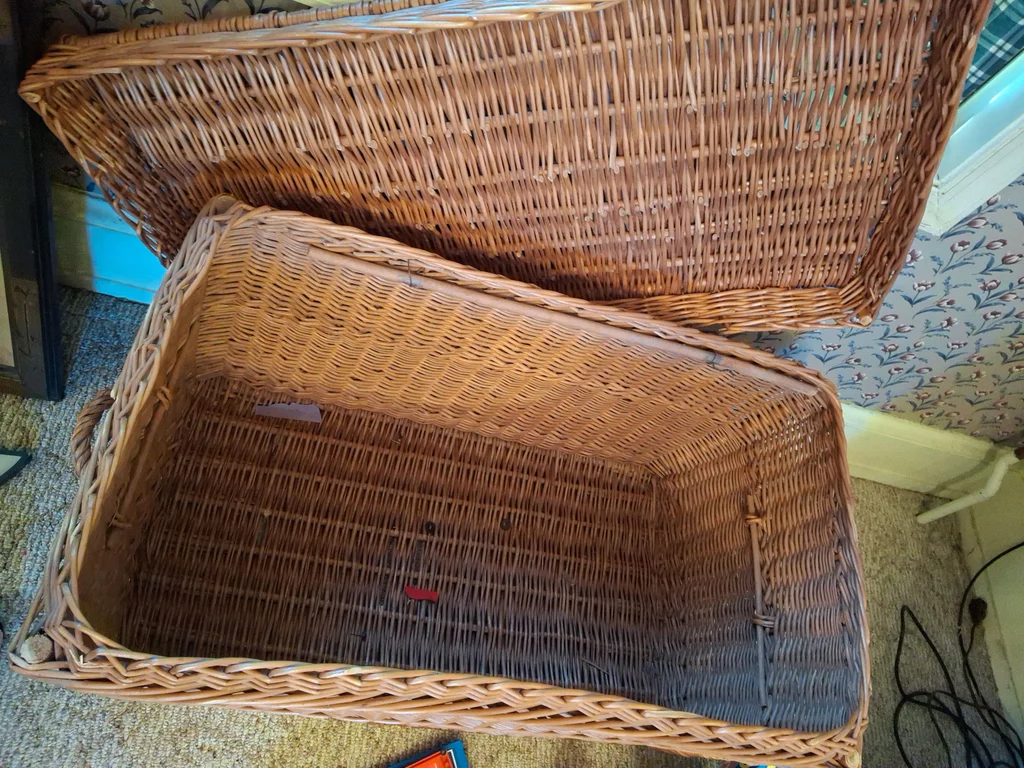 Large Wicker Storage Chest - image 5 of 7