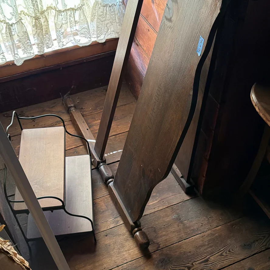 Bed Headboard and Footboard - image 2 of 4