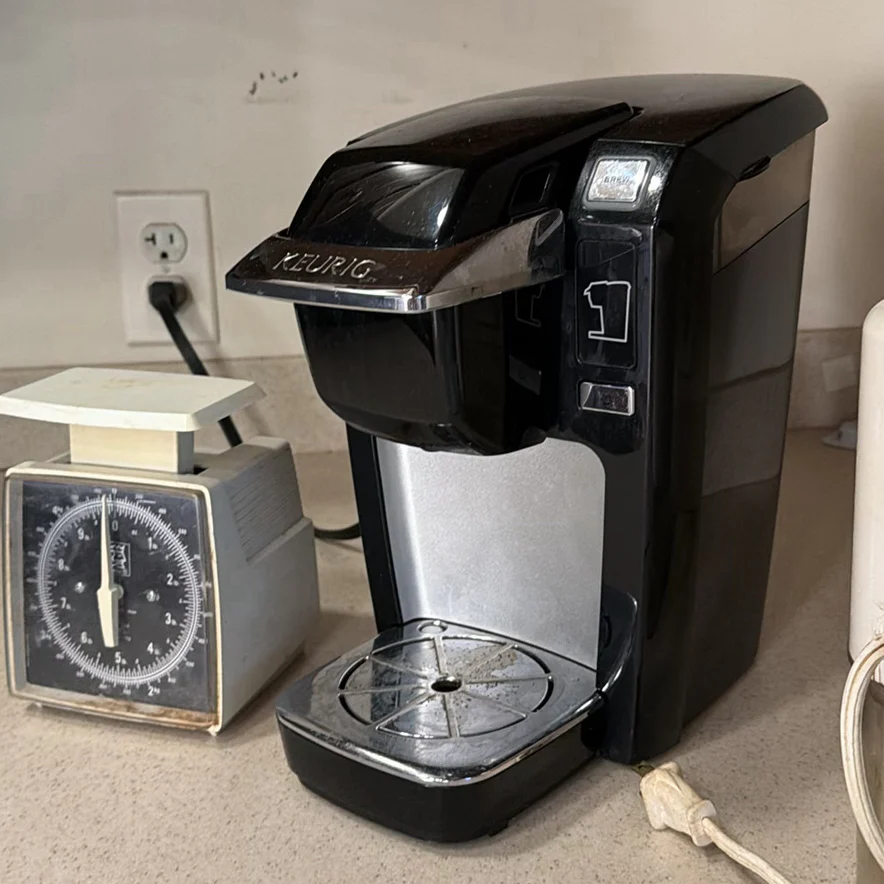 Small Kitchen Appliances - image 2 of 5