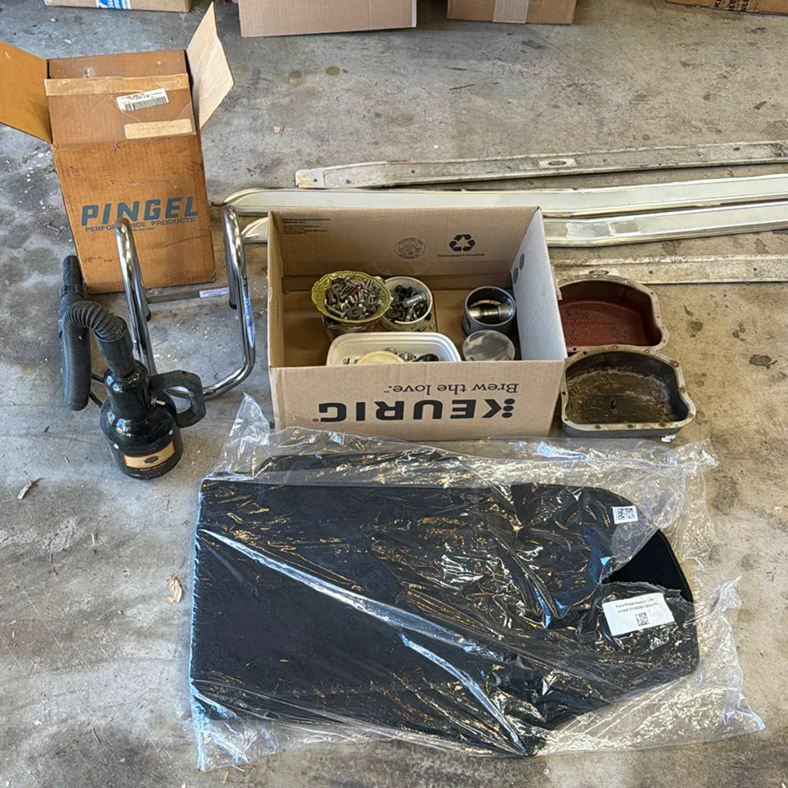 Vehicle Parts and Hardware - image 1 of 10