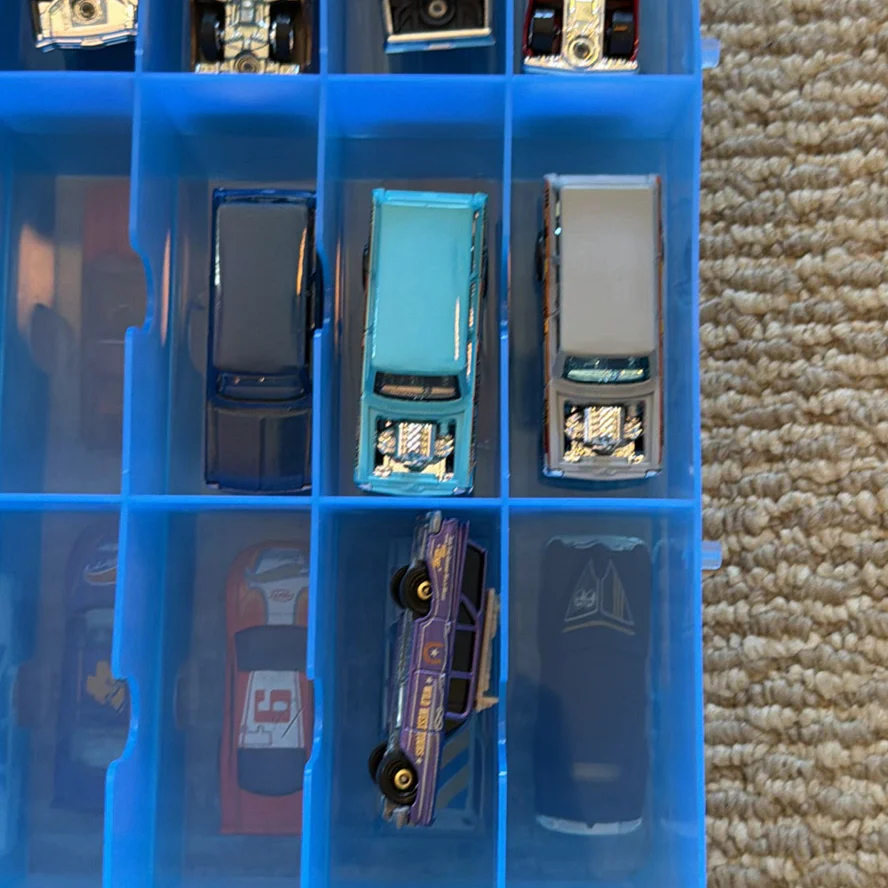 Die-Cast Toy Cars in Plastic Storage Case - image 23 of 24