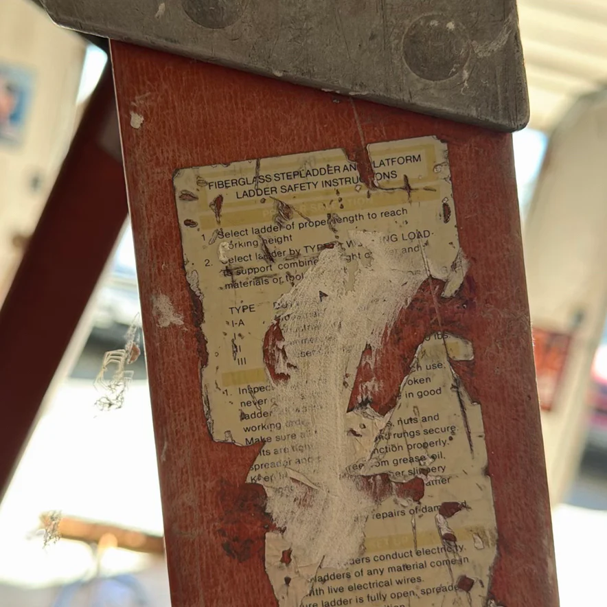 Fiberglass Step Ladder - image 4 of 4