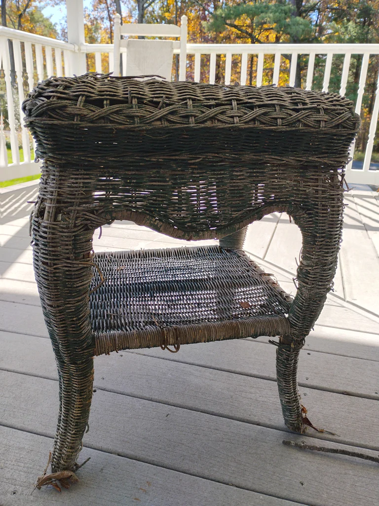Side Tables and Horseshoe - image 6 of 10