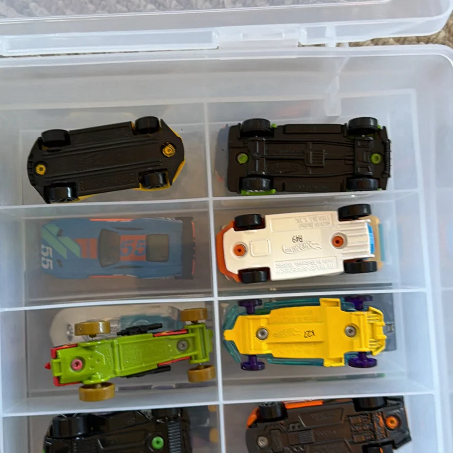 Die Cast Toy Cars in Plastic Storage Case - image 19 of 29