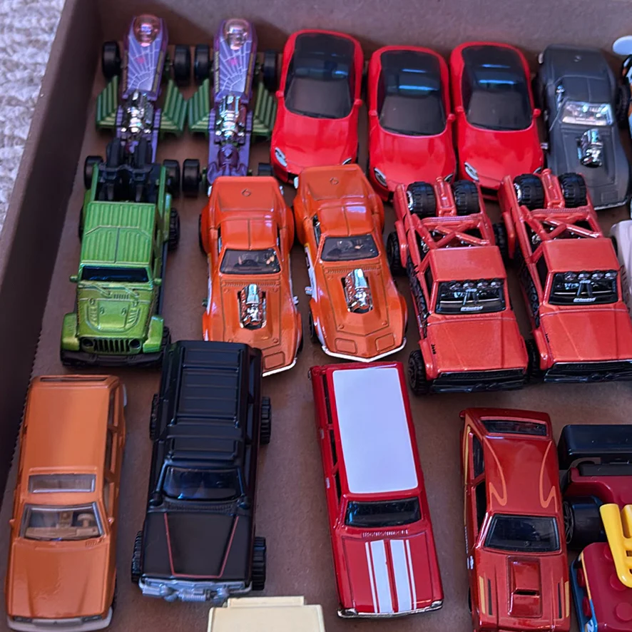Die-Cast Toy Cars and Trucks - image 5 of 17