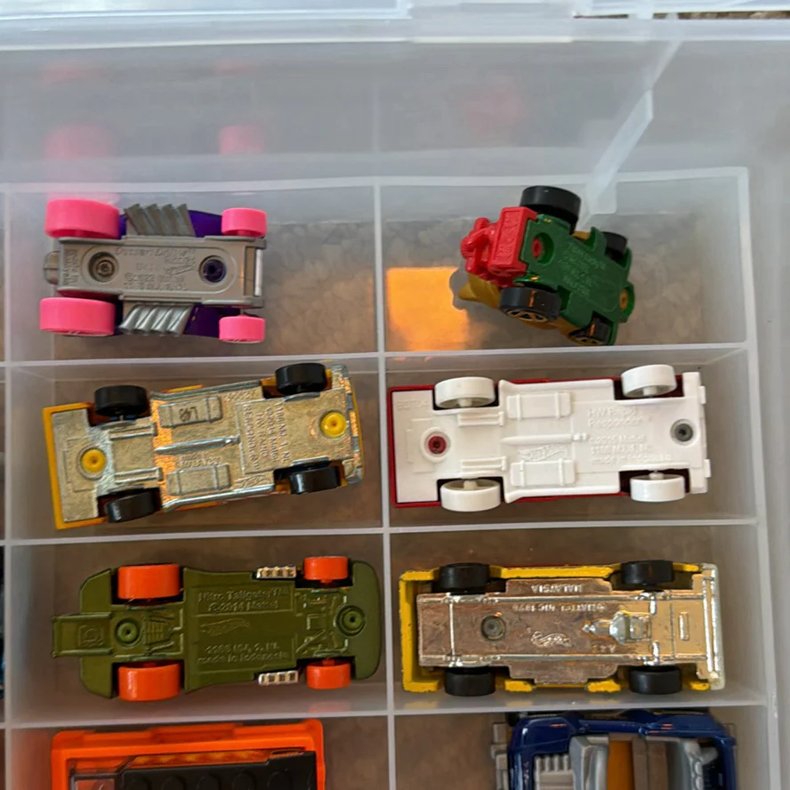 Die-Cast Toy Vehicles with Plastic Case - image 26 of 28