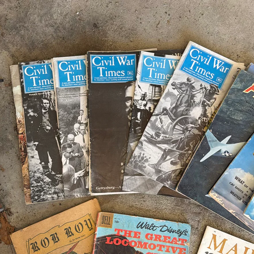 Collection of Vintage Magazines and Comic Book - image 4 of 5