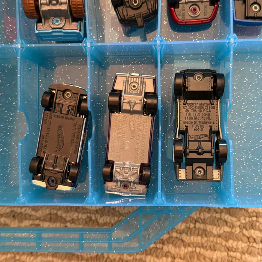 Toy Dodge Die-Cast Cars in Storage Case - image 22 of 22