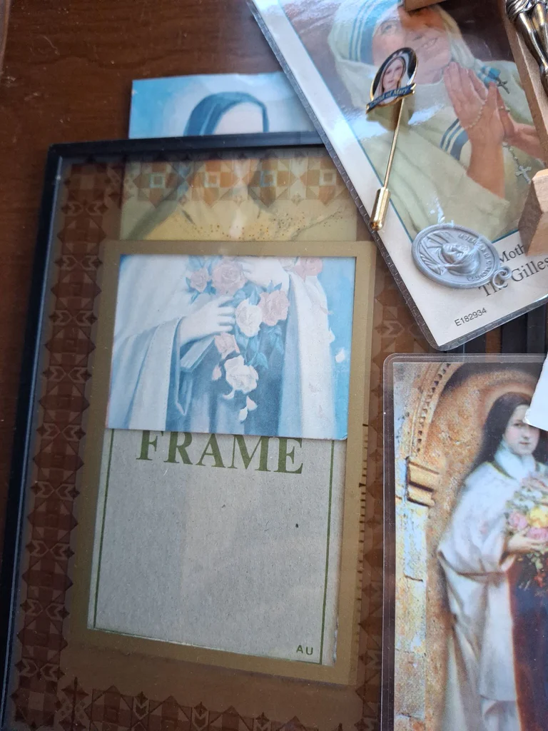 Religious Devotional Items - image 6 of 12