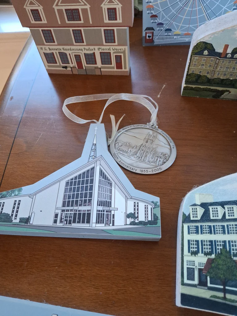 Wooden Landmark and Building Decor Pieces - image 6 of 12