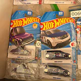 Assorted Hot Wheels Die-Cast Toy Cars - thumbnail 10 of 10