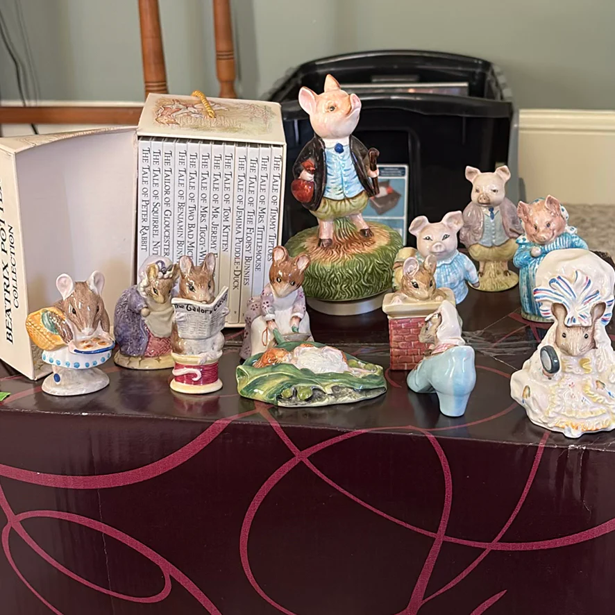 Beatrix Potter Collection Books and Ceramic Animal Figurines - image 14 of 14