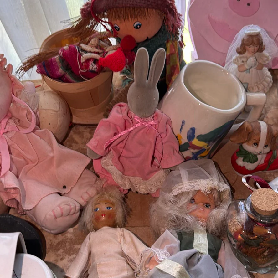 Vintage Dolls, Plush Toys, and Figurines - image 6 of 13