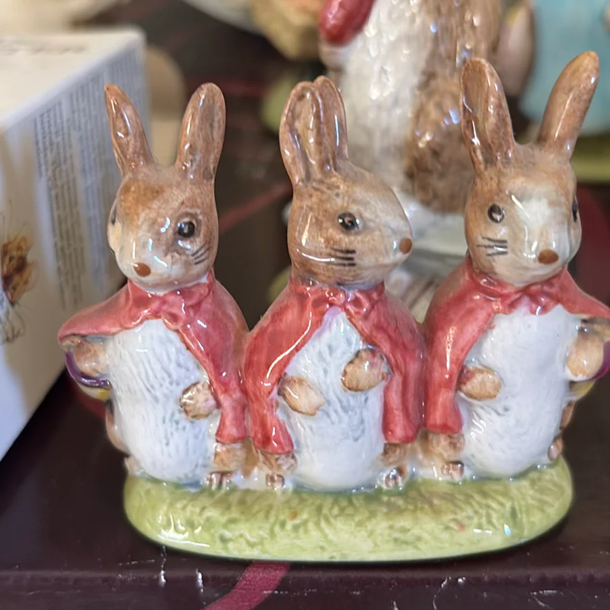 Beatrix Potter Figurines and Book Collection - image 6 of 12
