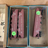 HO Scale Model Train Cars and Track Assortment - thumbnail 3 of 8
