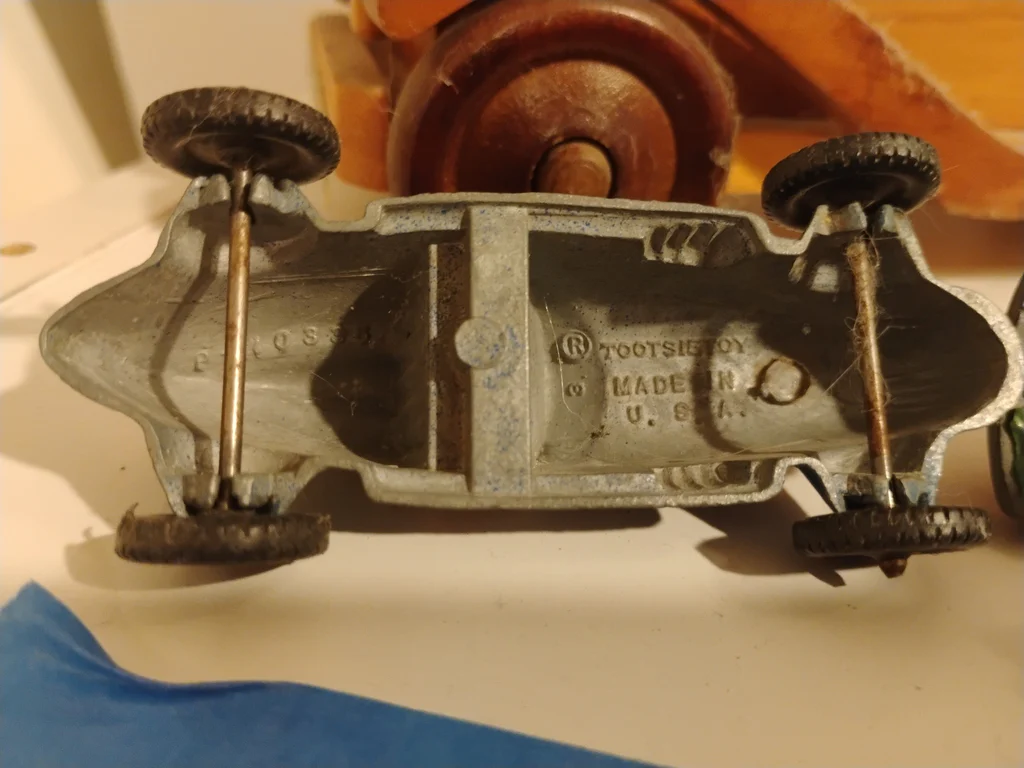 Collection of Toy and Model Cars - image 5 of 6