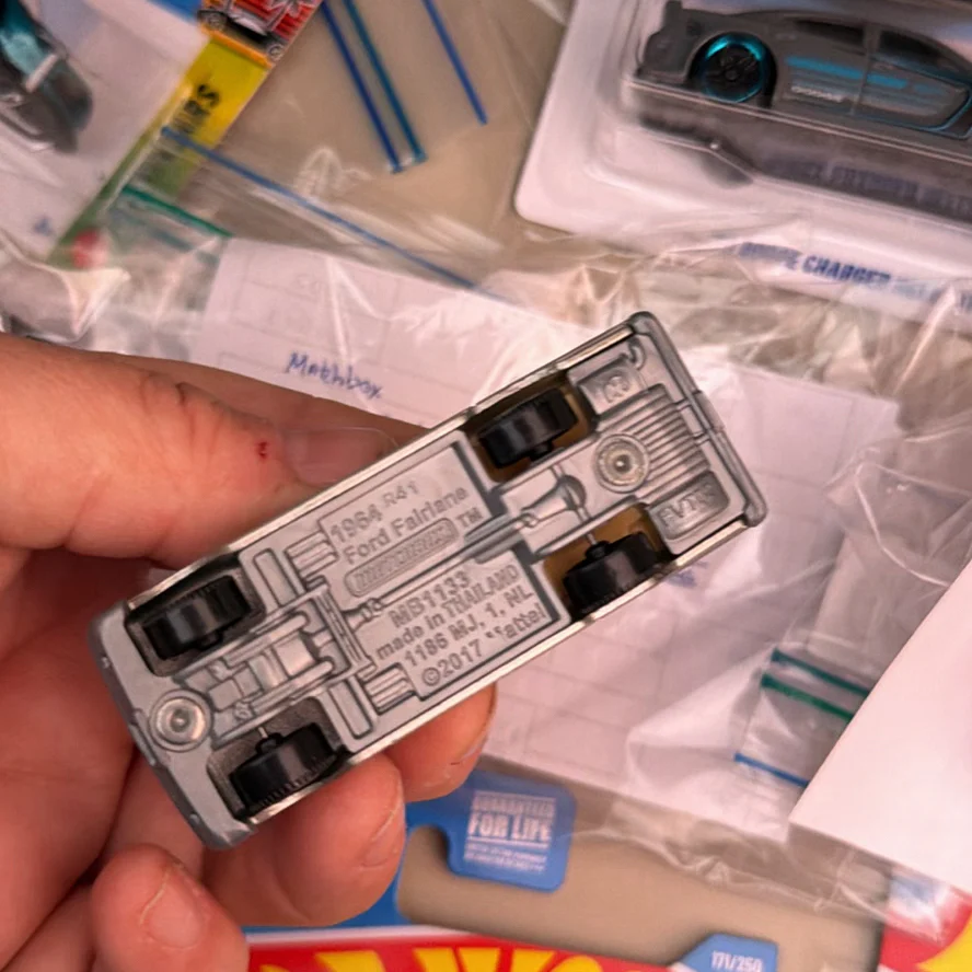Assorted Hot Wheels Die-Cast Toy Cars - image 19 of 24
