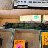 HO Scale Model Train Cars and Accessories - thumbnail 7 of 11