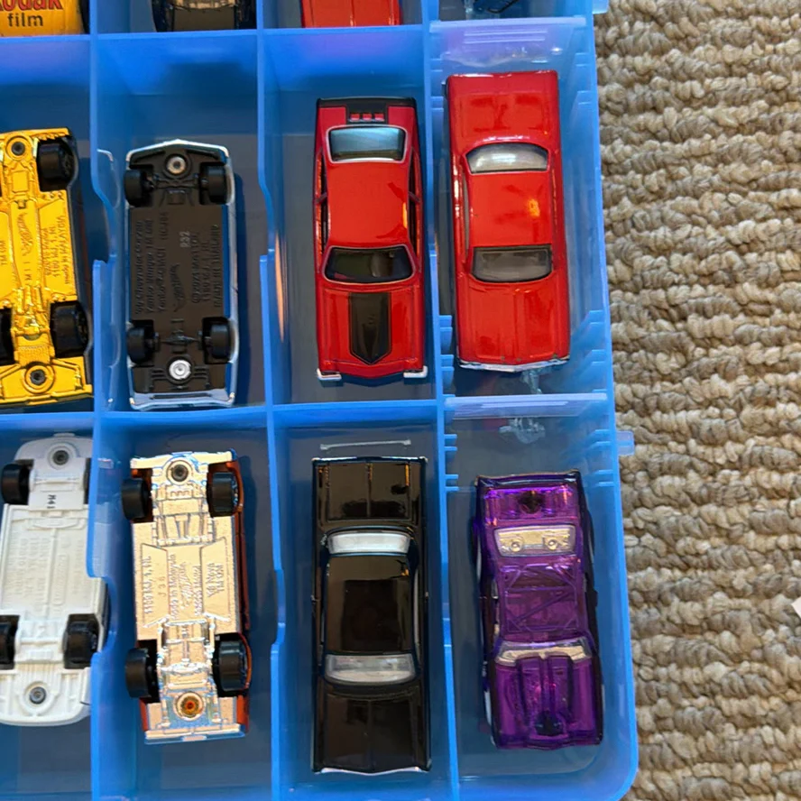 Die-Cast Toy Cars in Plastic Storage Case - image 8 of 24