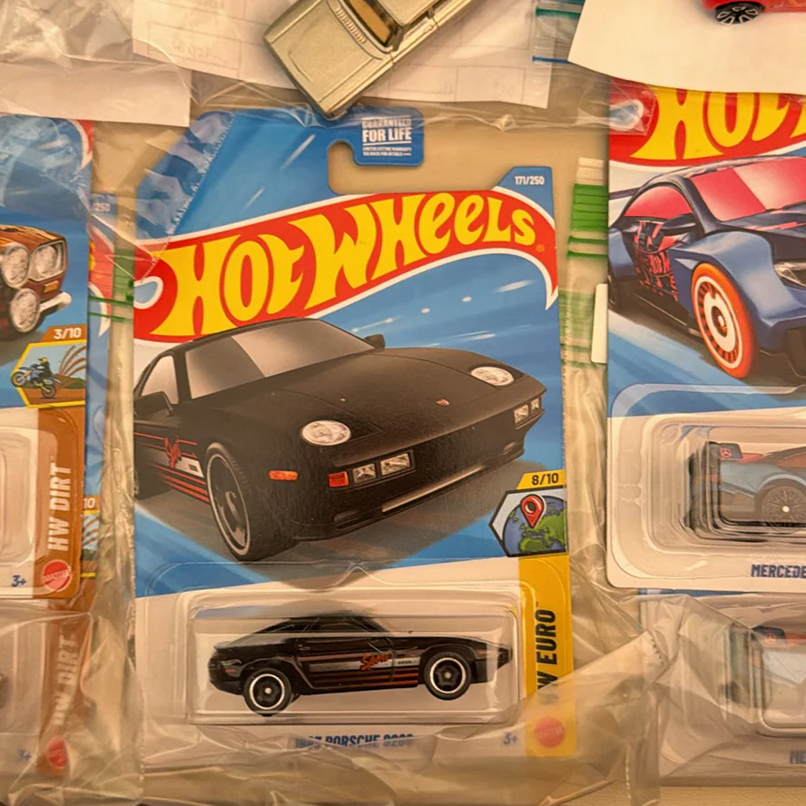 Assorted Hot Wheels Die-Cast Toy Cars - image 5 of 24