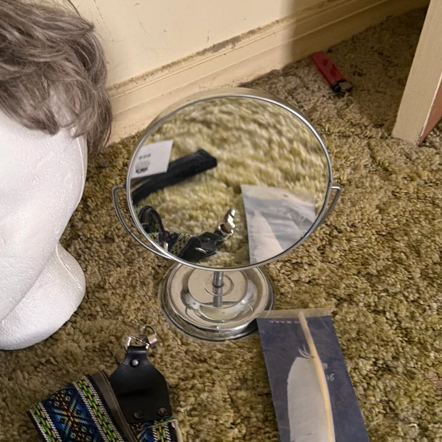 Decorative and Costume Accessories Lot - image 8 of 10