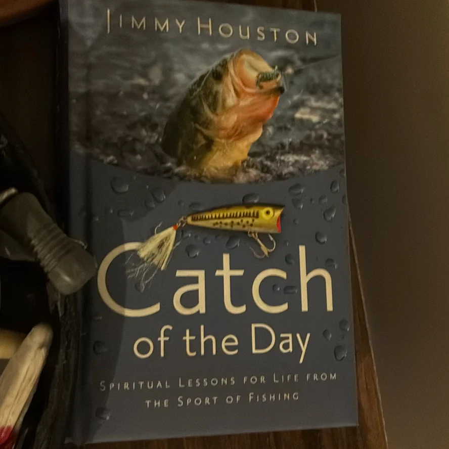 Fishing Electronics, Lures, Reel, and Fishing Book - image 5 of 10
