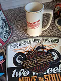 Harley-Davidson Motorcycle Collectibles and Decor Assortment - thumbnail 12 of 12