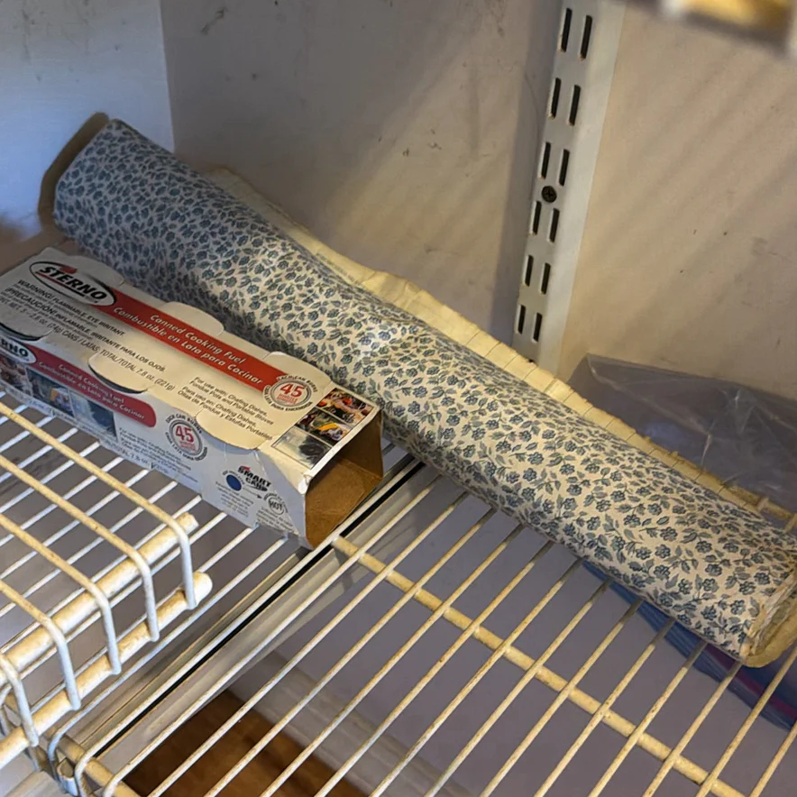 Serving Trays, Baskets, Disposable Cups - image 4 of 12