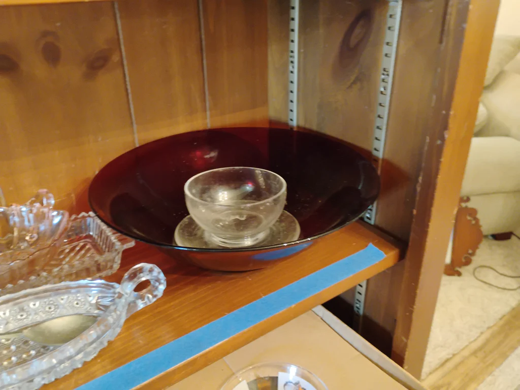Decorative Glass Bowls, Dishes, and Pedestal Compote - image 10 of 11
