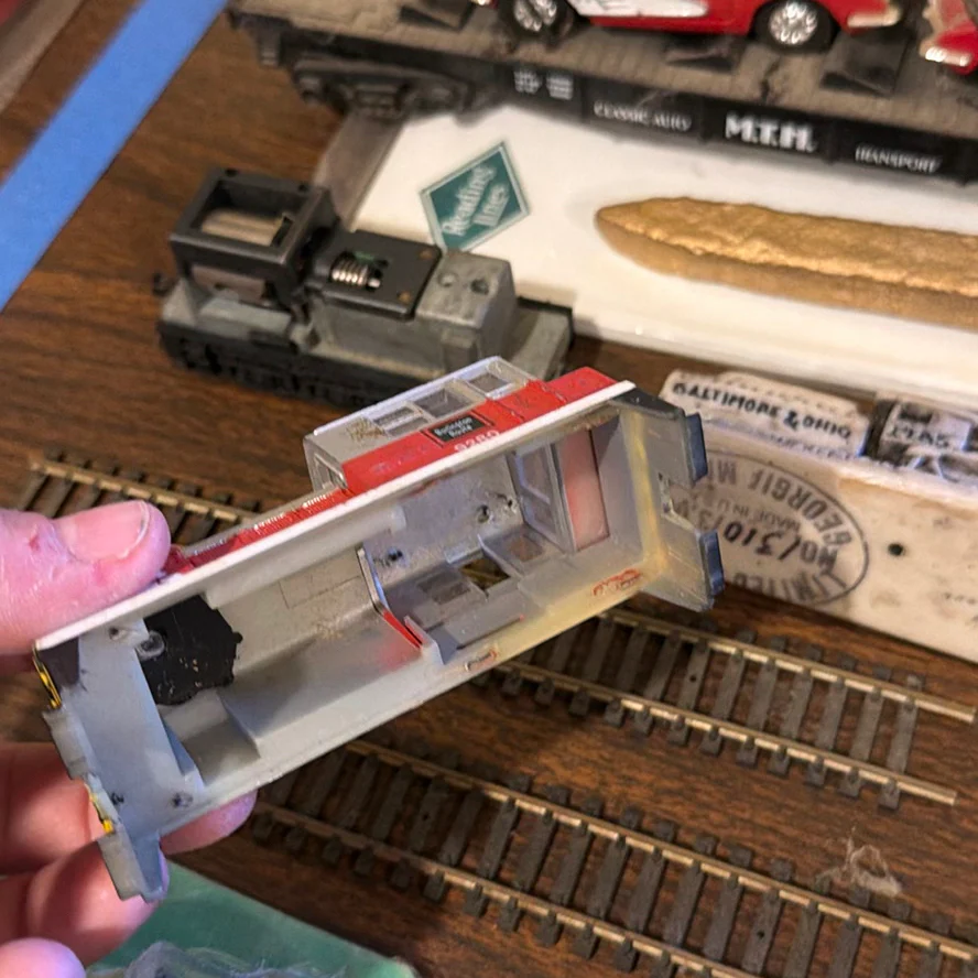 Model Train Cars, Track Sections, and Railroad Collectibles - image 6 of 8