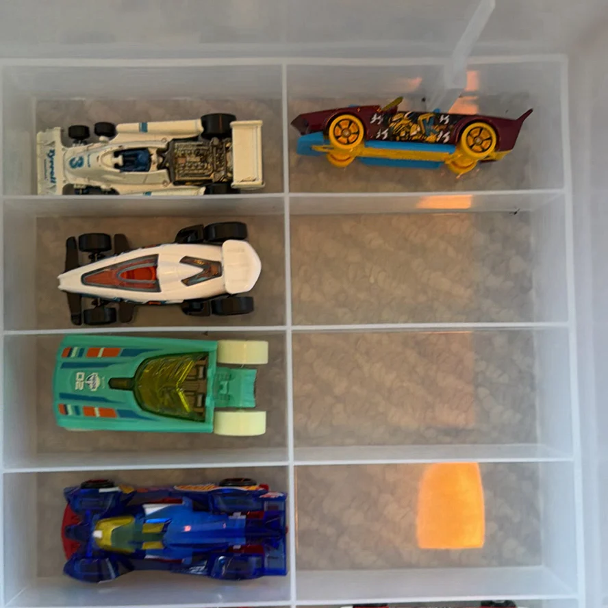 Die-Cast Toy Cars in Plastic Storage Case - image 23 of 26