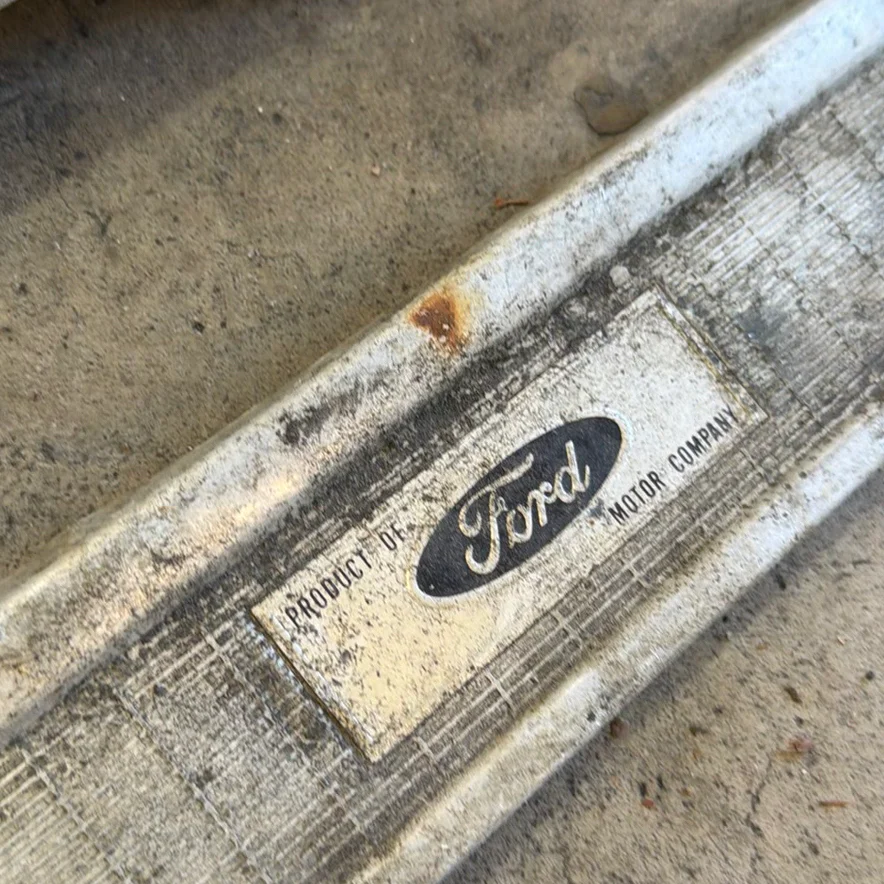 Vehicle Parts and Hardware - image 6 of 10