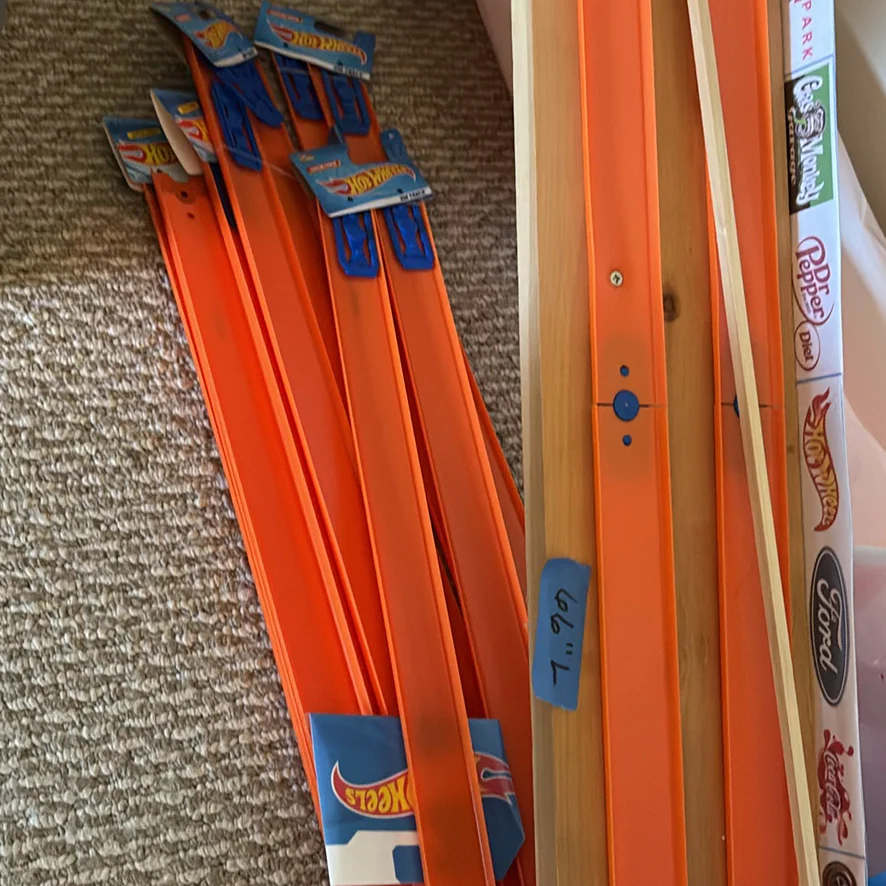 Hot Wheels Track Set with Track Pieces and Storage Cases - image 6 of 10
