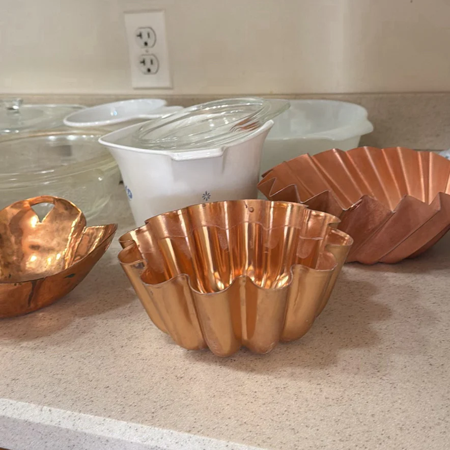 Corning, Copper, Bakeware and Serving Bowls - image 2 of 10