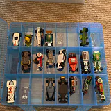 Hot Wheels Die-Cast Cars in Storage Case - thumbnail 14 of 27