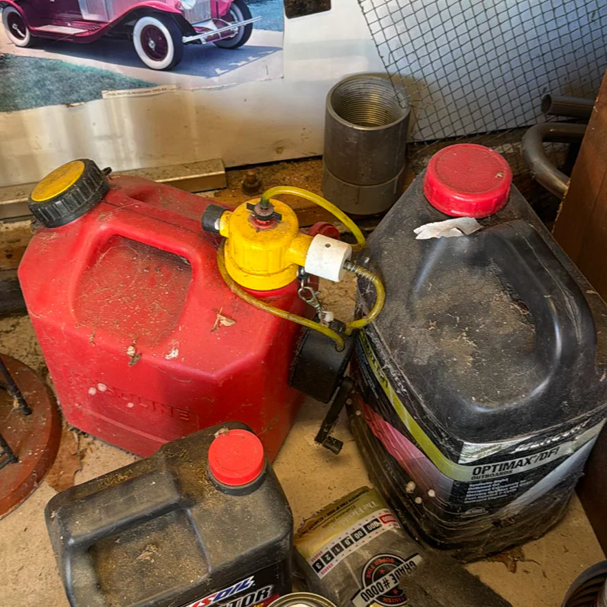 Automotive Tools, Fluids, and Portable Air Compressor - image 6 of 11