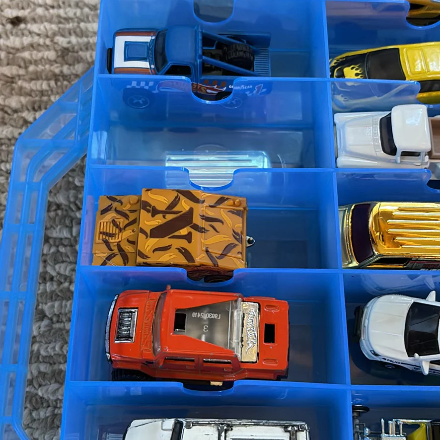 Die-Cast Toy Cars in Blue Storage Case - image 19 of 45