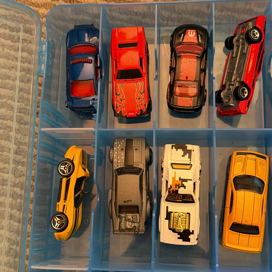 Die-Cast Toy Cars in Plastic Storage Case - image 4 of 16