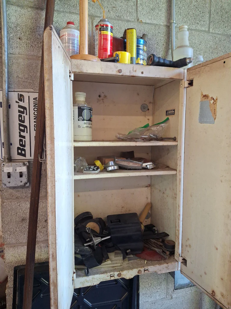 Garage Cleaning and Utility Supplies - image 8 of 8