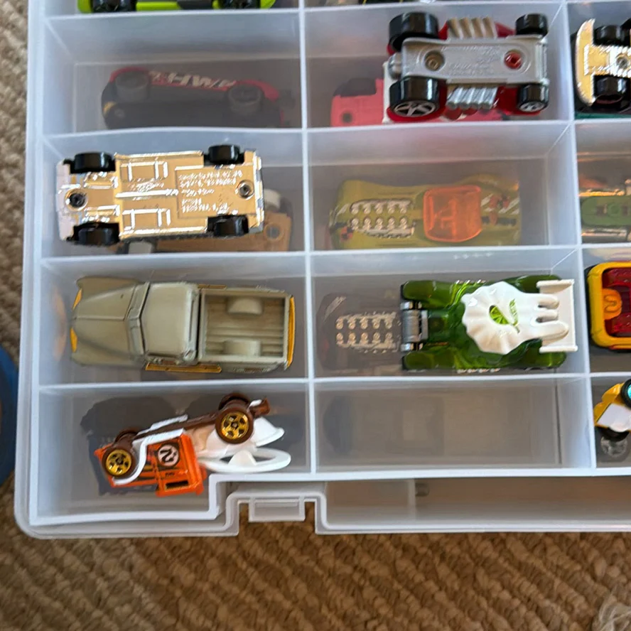 Die Cast Toy Cars in Plastic Storage Case - image 9 of 29