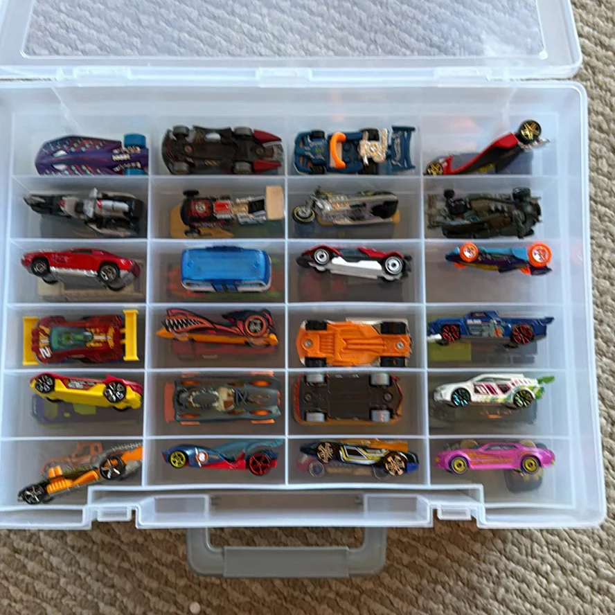 Plastic Storage Case with Die-Cast Toy Cars - image 11 of 28