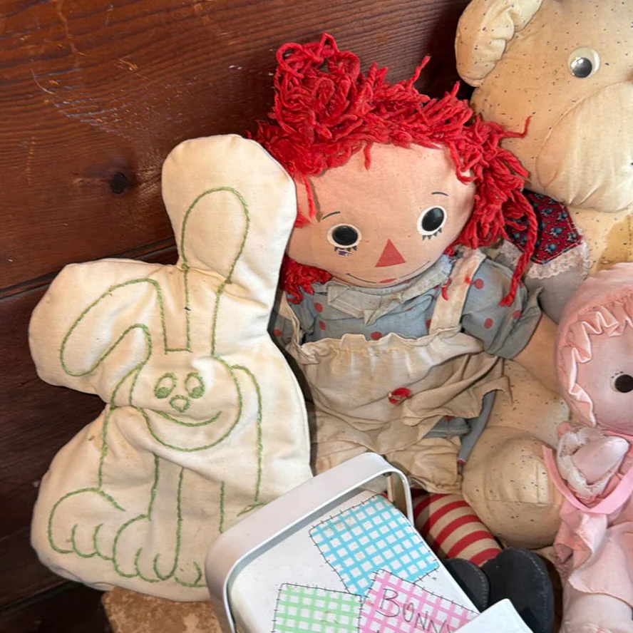 Vintage Dolls, Plush Toys, and Figurines - image 3 of 13