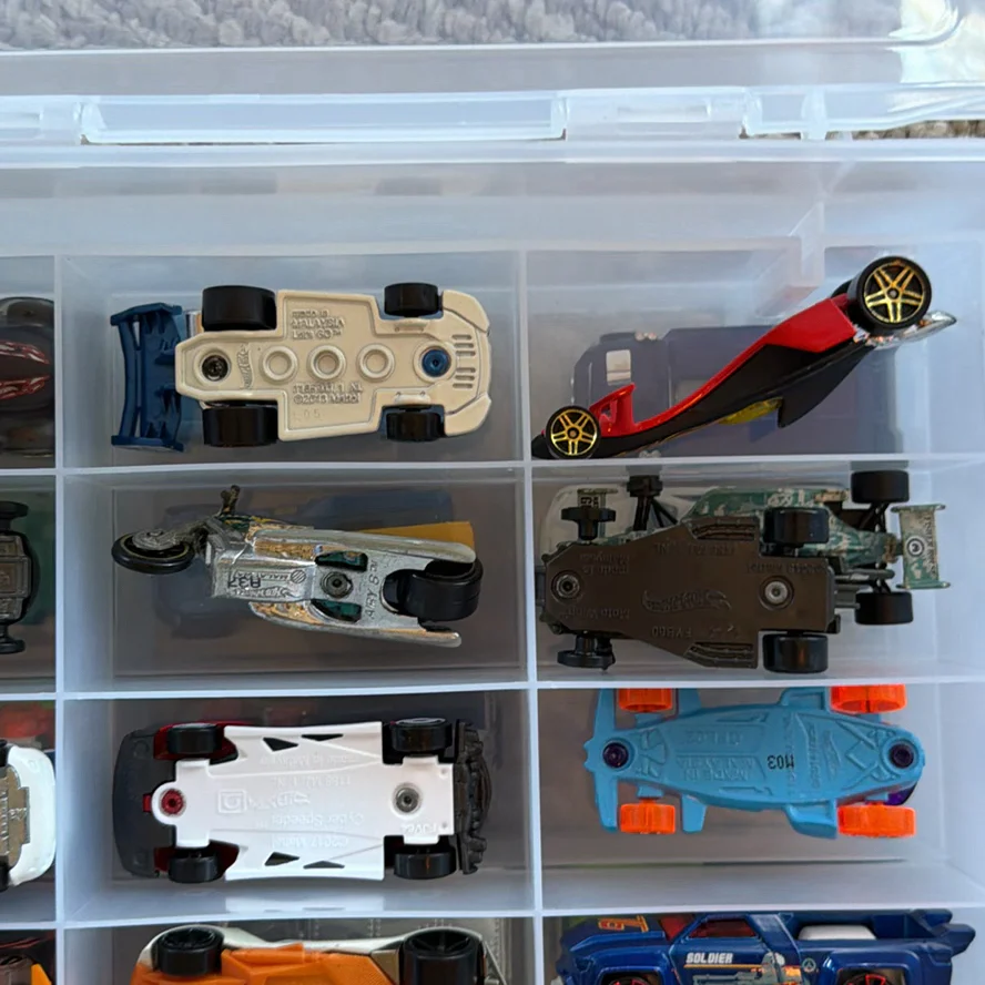 Plastic Storage Case with Die-Cast Toy Cars - image 17 of 28