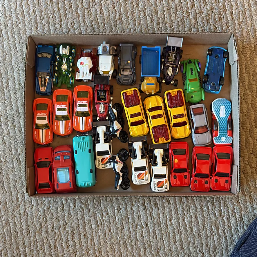 Collection of Die-Cast Toy Cars and Vehicles - image 30 of 30