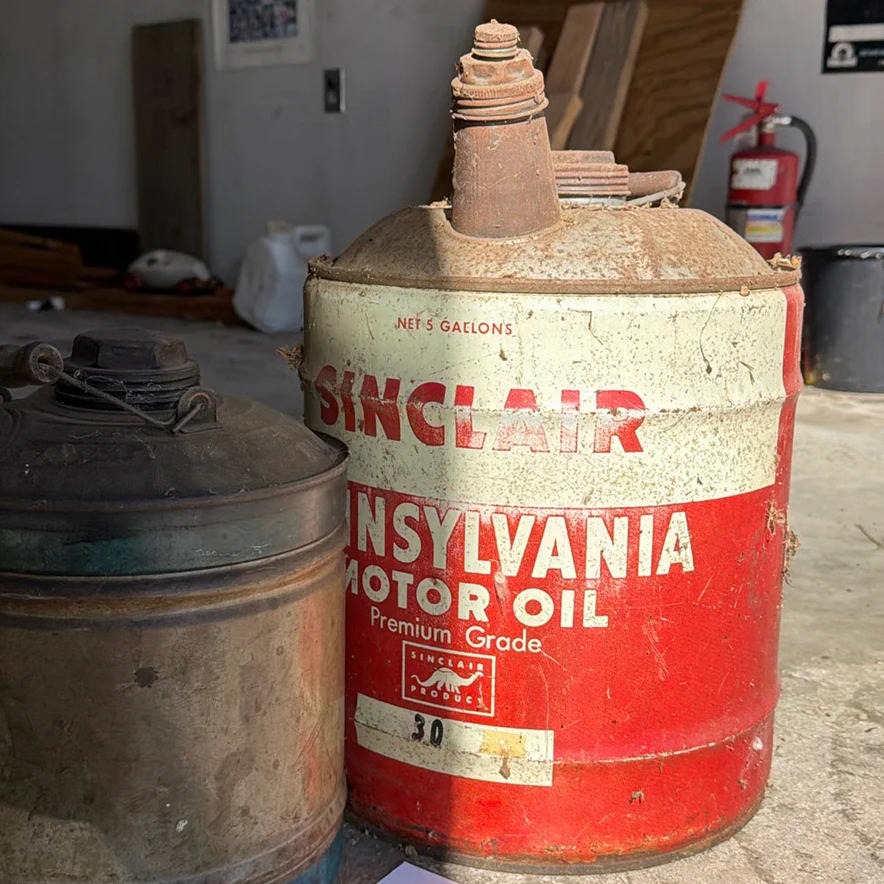 Vintage Metal Oil Cans and Sinclair Pennsylvania Motor Oil Can - image 2 of 6