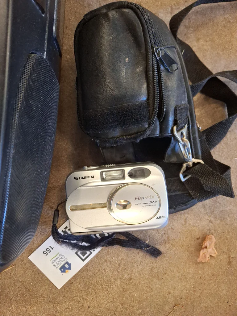 Sony Radio Cassette-Corder and Fujifilm Digital Camera - image 8 of 8