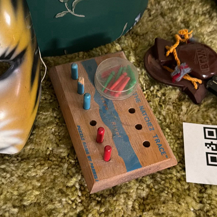 Decorative and Costume Accessories Lot - image 4 of 10